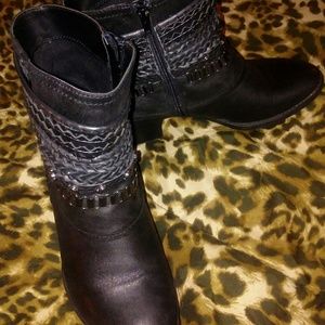 Gorgeous Carlos Santana boots--"Cole" style